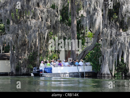 Scenic tour in barca in Winter Park, Florida Foto Stock