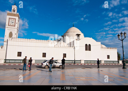 Moschea Jamaa el-Jedid moschea o dei pescatori per la Piazza dei Martiri ad Algeri, Algeria, Africa Foto Stock