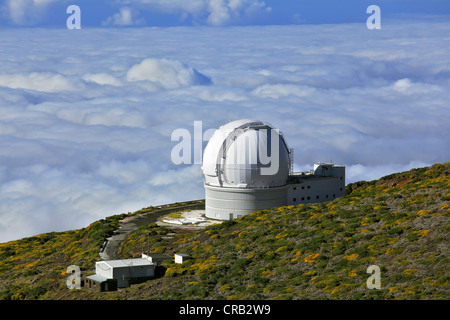 Mountain Roque de los Muchachos, vista dall'alto sopra le nuvole, William Herschel Telescope, osservatorio Observatorio del Foto Stock