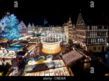 Mercatino di Natale in Piazza Roemer, Frankfurt am Main, Hesse, Germania, Europa Foto Stock