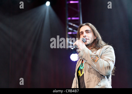 Stefan Wilhelm austriache della pop e musica folk gruppo "chuerzenjaeger' esecuzione dal vivo presso il Schlager Nacht 2012 Foto Stock