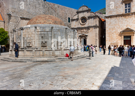 Grande Onofrio fontana, la città vecchia di Dubrovnik, Sito Patrimonio Mondiale dell'UNESCO, Dalmazia centrale, Dalmazia, costa adriatica, Croazia Foto Stock