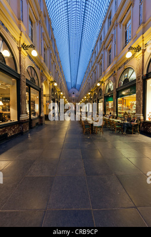 Galeries Royales St. Hubert shopping arcade, Bruxelles, Belgio, Europa Foto Stock