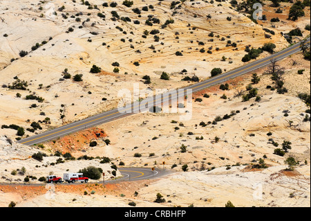 Strada in scala Escalante National Park, Scenic Byway 12, Boulder, Utah, Stati Uniti d'America Foto Stock