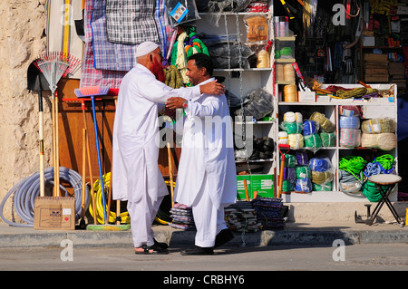 Cordiale benvenuto al Souq, Doha, Qatar, Medio Oriente Foto Stock