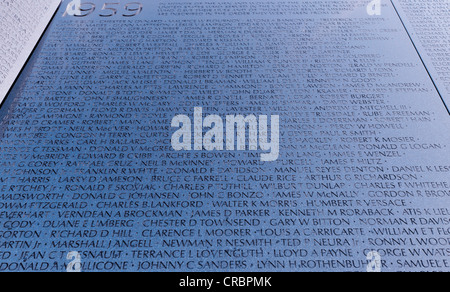 Vietnam Veterans Memorial Wall, memoriale nazionale con i nomi dei caduti soldati USA durante la Guerra del Vietnam, Washington DC Foto Stock