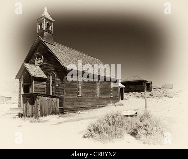 Chiesa Metodista nella città fantasma di Bodie, un ex oro città mineraria Bodie State Historic Park, California Foto Stock