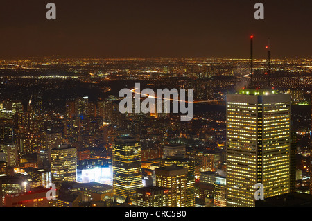 Vista aerea di Toronto è illuminato di notte Foto Stock