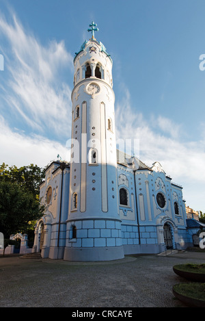Chiesa di Santa Elisabetta (noto anche come la Chiesa blu), a Bratislava, in Slovacchia Foto Stock