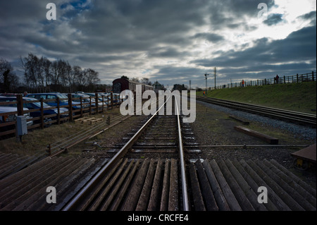 Visualizza in basso le piste di Quorn stazione sul Grande Stazione Centrale, guardando verso Leicester Foto Stock