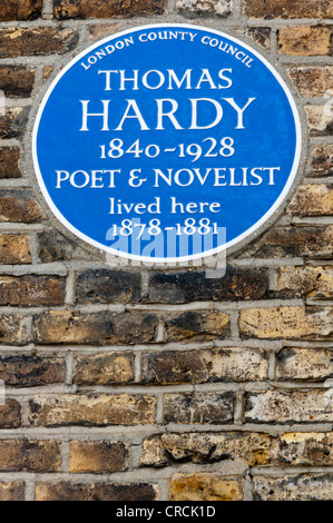 Una targa blu sulla casa occupata da Thomas Hardy nella Trinità strada vicino a Wandsworth comune. Foto Stock