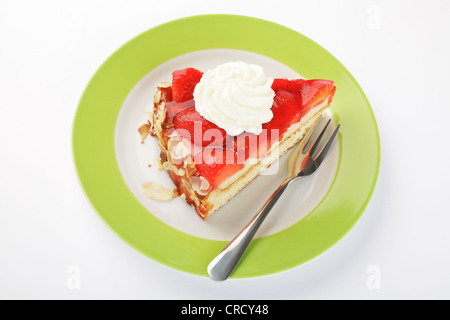 La torta di fragole con panna montata Foto Stock