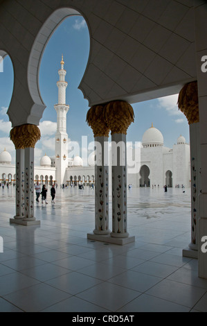 Sheikh Zayed Grande Moschea di Abu Dhabi, Emirati Arabi Uniti, Asia Foto Stock