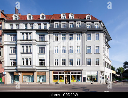 Storici edifici commerciali, Bahnhofstrasse, Eisenach, Turingia, Germania, Europa PublicGround Foto Stock