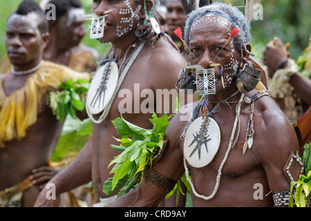 Popoli primitivi, Isola di Santa Cruz, Isole Salomone, Melanesia, Oceania Foto Stock