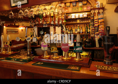 Kings Head Pub, Kettlewell, Yorkshire. Un attraente tradizionale pub inglese che serve pasti e real ale Foto Stock