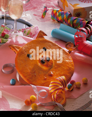 Maiale come simbolo di buona fortuna, pasticceria, Germania. Foto Stock