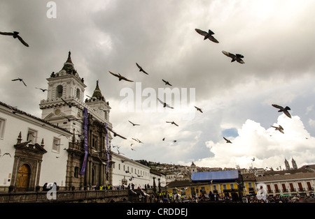 Chiesa di Santo Domingo a Quito Ecuador Foto Stock