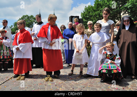 Festa del Corpus Domini - processione di Lowicz. Foto Stock