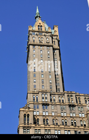 Zona residenziale alto edificio di appartamenti di lusso, Fifth Avenue, Midtown Manhattan, New York City, Stati Uniti d'America, America, PublicGround Foto Stock