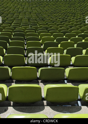 Lo Stadio Olimpico di Monaco di Baviera, vista sul file di sedili, in Germania, in Baviera, Muenchen Foto Stock