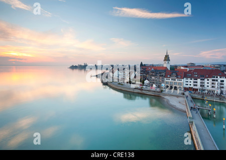 Vista dalla torre a Friedrichshafen sul Lago di Costanza, Baden-Wuerttemberg, Germania, Europa Foto Stock