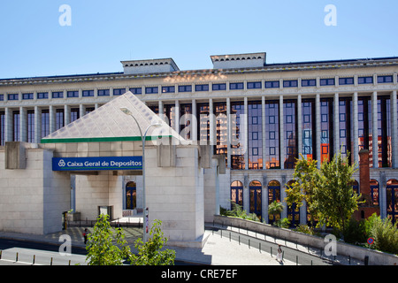 Sede della più grande banca portoghese CGD, Caixa Geral de Depósitos, a Lisbona, Portogallo, Europa Foto Stock