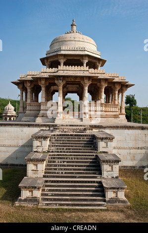 Ahar, il Cenotafio, tomba del Royal Mewar famiglia, Udaipur, Rajasthan, India, Asia Foto Stock