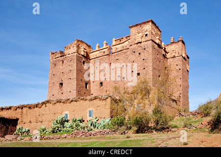 Kasbah vicino Telouet, Valle di Ounila, Alto Atlante vicino a Ouarzazate, Marocco, Africa Foto Stock