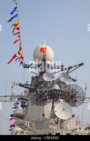 Apparecchiature di navigazione della moderna corazzata cinese Foto Stock
