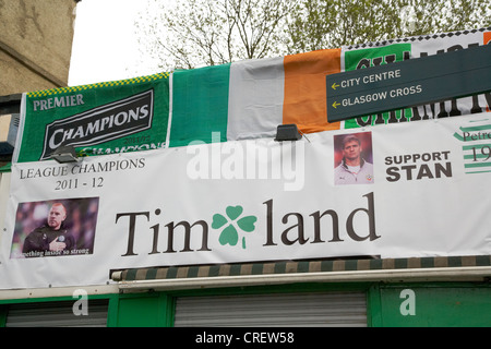 Tim terra celtic sostenitori merchandise shop in gallowgate nell'east end di Glasgow Scotland Regno Unito Foto Stock