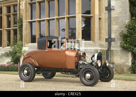 Ford modello coupé hot rod in bronzo Foto Stock