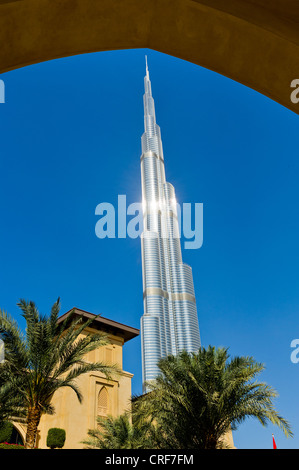 Il Burj Khalifa, Dubai, Emirati Arabi Uniti, Emirati Arabi Uniti più alto edificio torre Foto Stock
