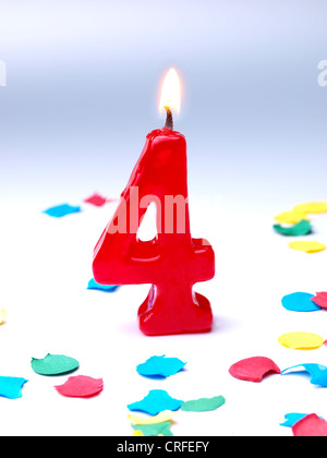 Compleanno-anniversario candele mostra Nr. 4 Foto Stock