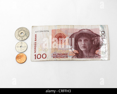 Corone norvegesi di banconote e monete- 1 Krone, 5 corone 50 ore e 100 Kroner Foto Stock