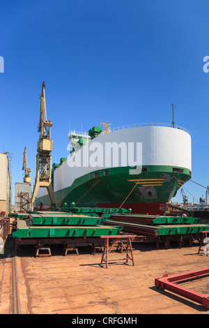 Nave veicolo durante i lavori di ristrutturazione del cantiere di Danzica, Polonia. Foto Stock