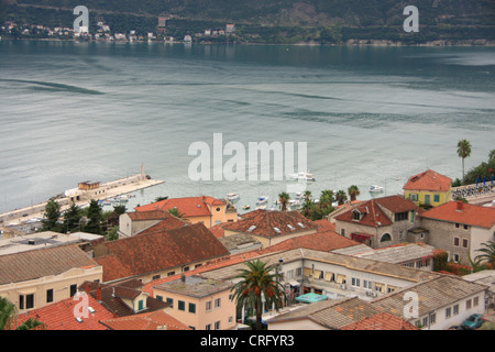 I tetti della città vecchia, Herceg Novi, Montenegro Foto Stock