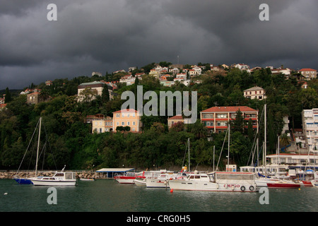 Le barche nel porto, Herceg Novi, Montenegro Foto Stock