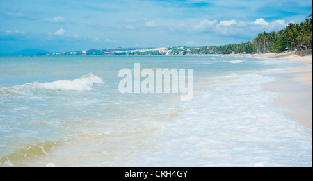 Mui Ne spiaggia di sabbia bianca Foto Stock