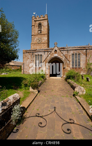 La Chiesa Parrocchiale di San Pietro e di San Paolo, Swalcliffe, Oxfordshire, England, Regno Unito Foto Stock