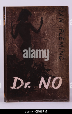 Dr No Ian Fleming prima edizione prenota prima impressione problema prima di stampare per prima volta pubblicato polvere giacca parapolvere wrapper Foto Stock