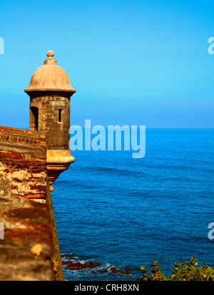 Garitta al Castillo de San Cristobal, una storica coloniale spagnolo nella fortezza di San Juan, Puerto Rico Foto Stock