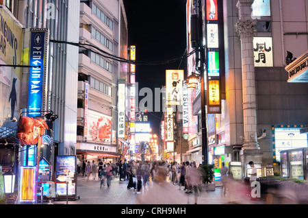 Osaka, Giappone sulla Dotonbori di notte. Foto Stock