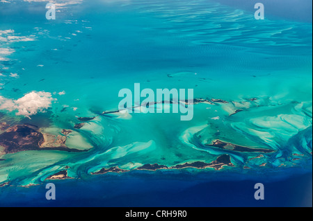 Vista aerea di isole e le nuvole in Bahamas. Foto Stock