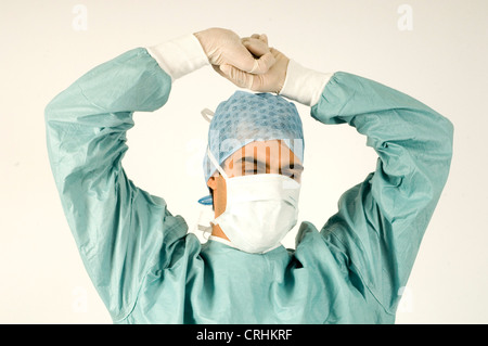 Stanco chirurgo stretching Foto Stock