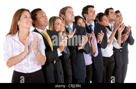 Young business persone in piedi in fila sorridente e applaudire Foto Stock