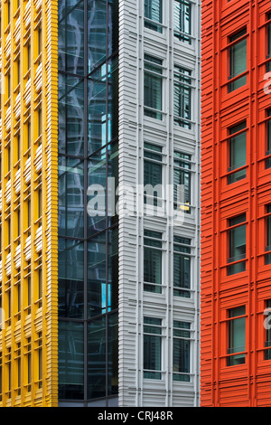 Central Saint Giles utilizzo misto sviluppo dell architettura. Londra, Inghilterra Foto Stock