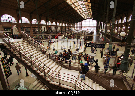 Piazzale della Gare du Nord di Parigi Foto Stock