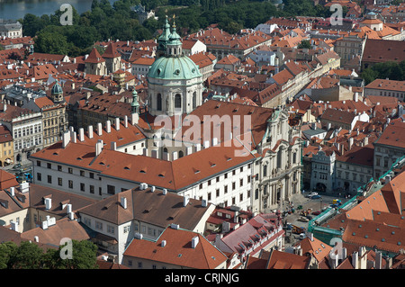 Elk188-1436 Repubblica Ceca, Praga, Mala Strana, la chiesa di St Nicholas, XIX c Foto Stock