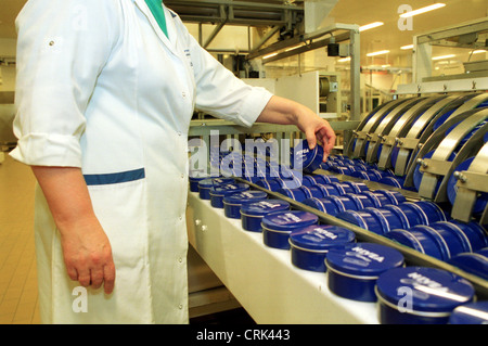 Amburgo, produzione di Beiersdorf AG (eg Nivea) Foto Stock